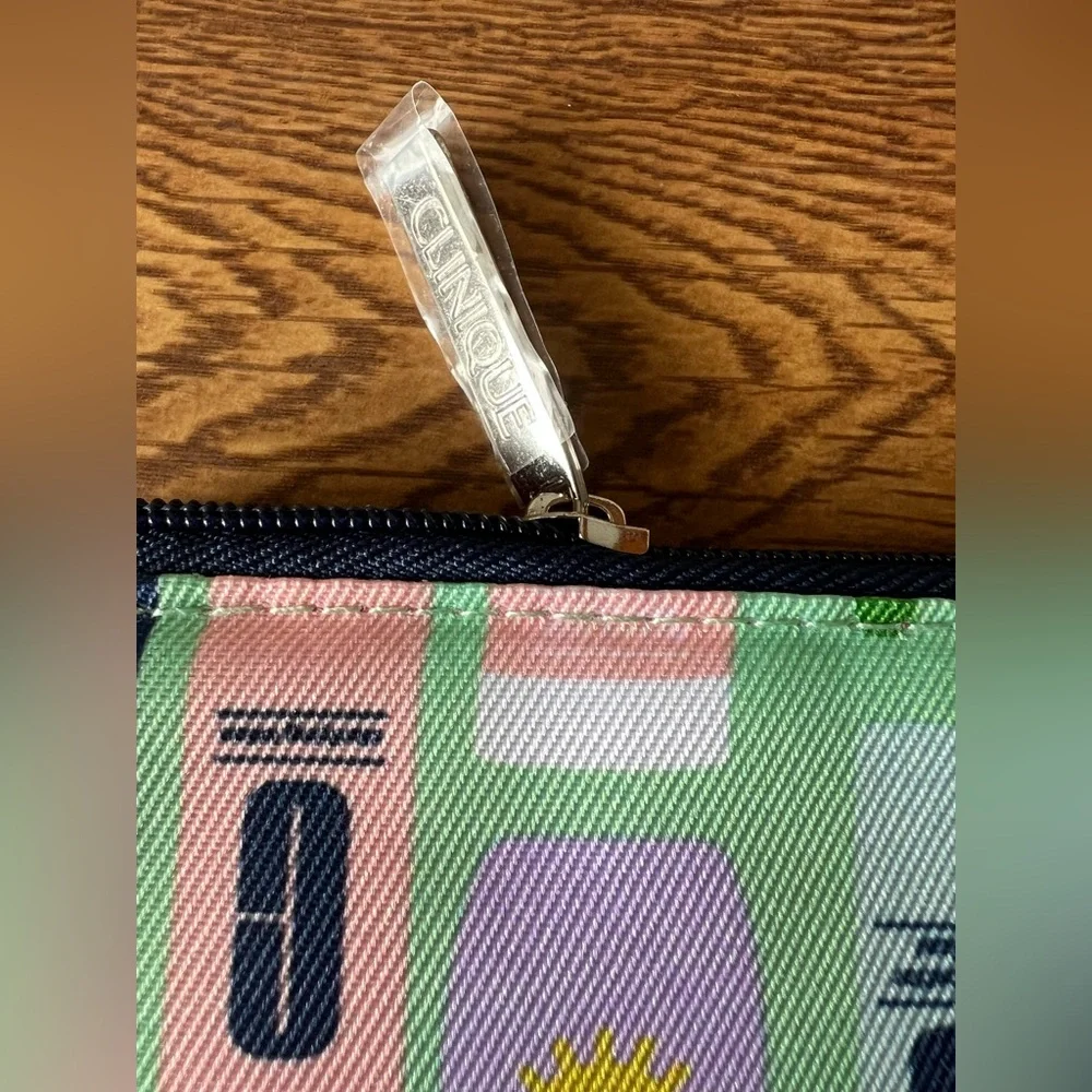 Clinique x Kate Spade Makeup Bag
